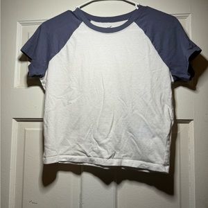 Hollister short sleeve crop top